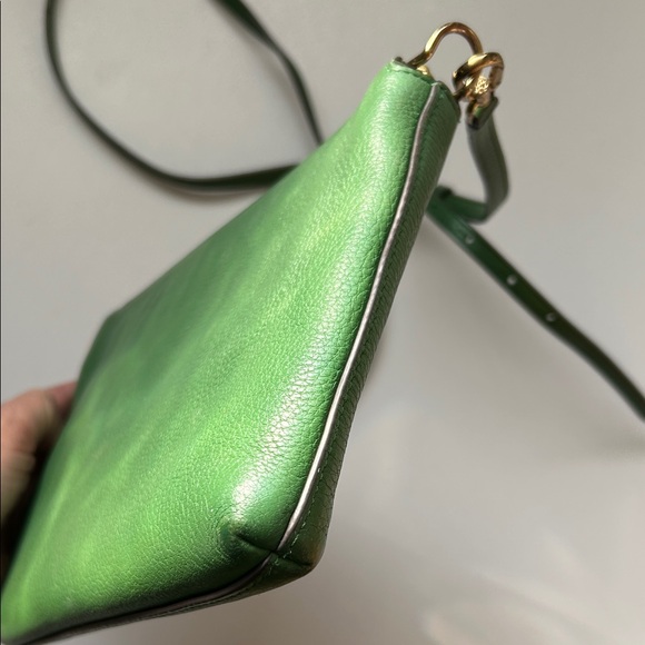 Tory Burch Vibrant Green Crossbody Bag - Picture 7 of 14